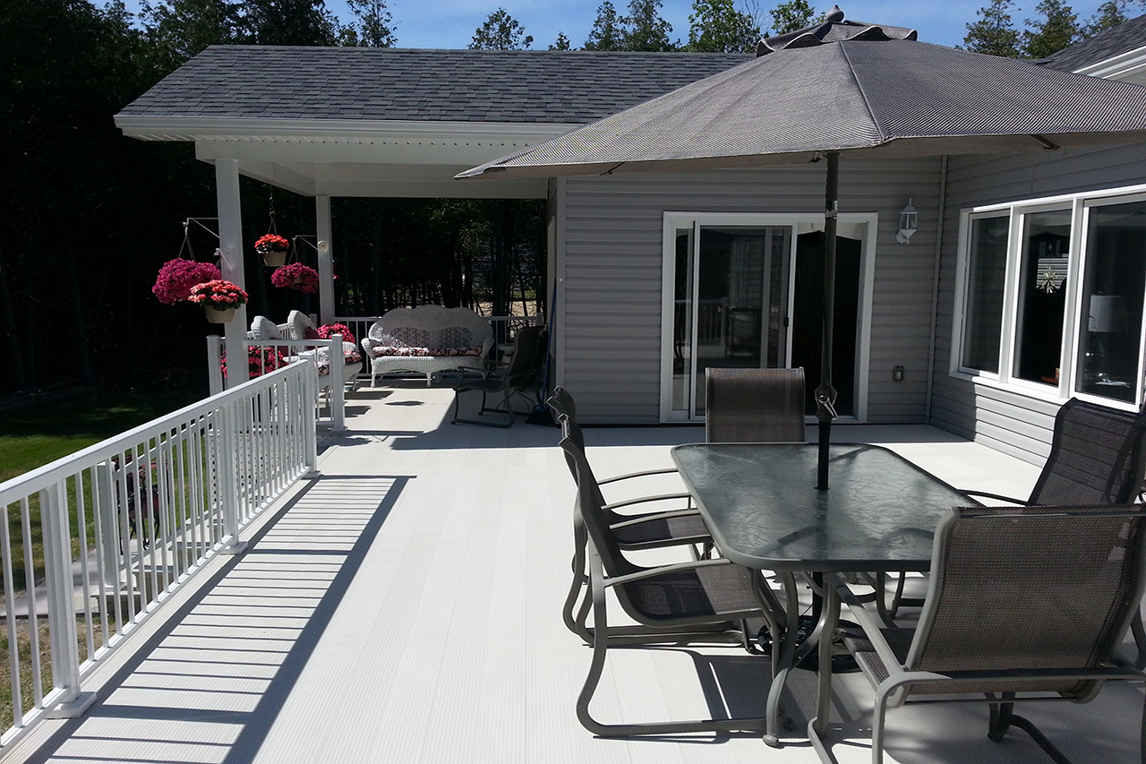 Aluminum Deck Boards and Railing